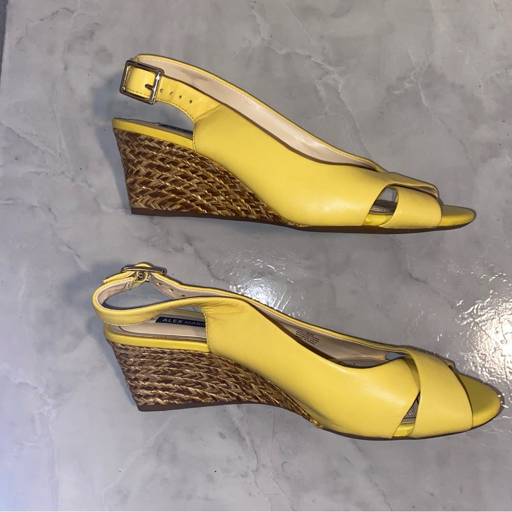 Yellow Wedges - Picture 3 of 5